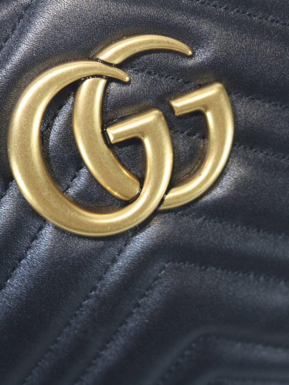 GUCCI GG Marmont Mini Black Leather Shoulder Bag - Picture 4 of 8